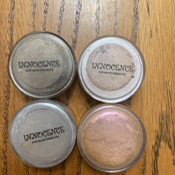 INNOCENCE Mineral Beauty - Loose Mineral Shimmering Eyeshadow’s - Picture 3 of 4